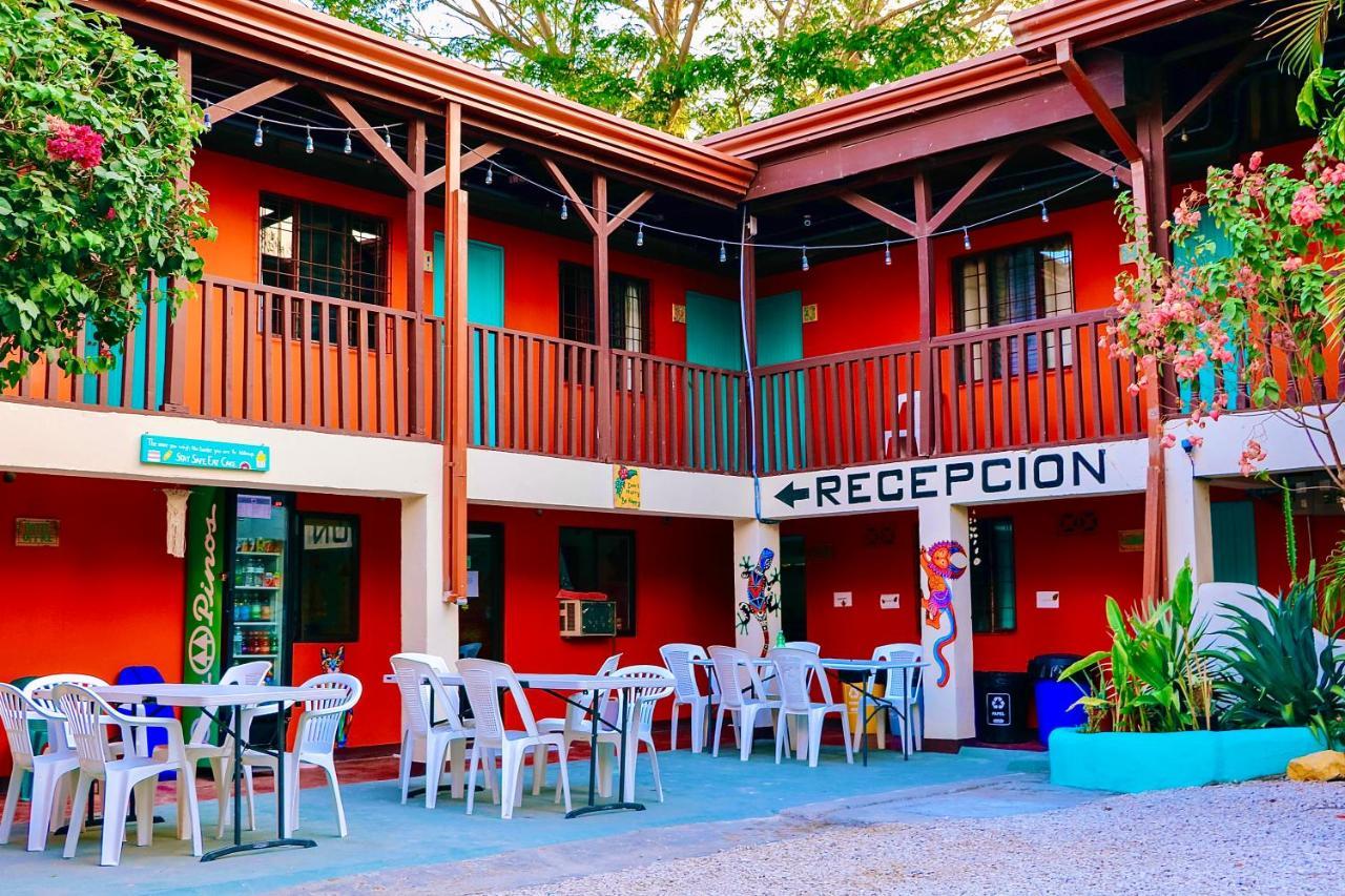 Blue Iguana Hotel Sámara Exterior foto