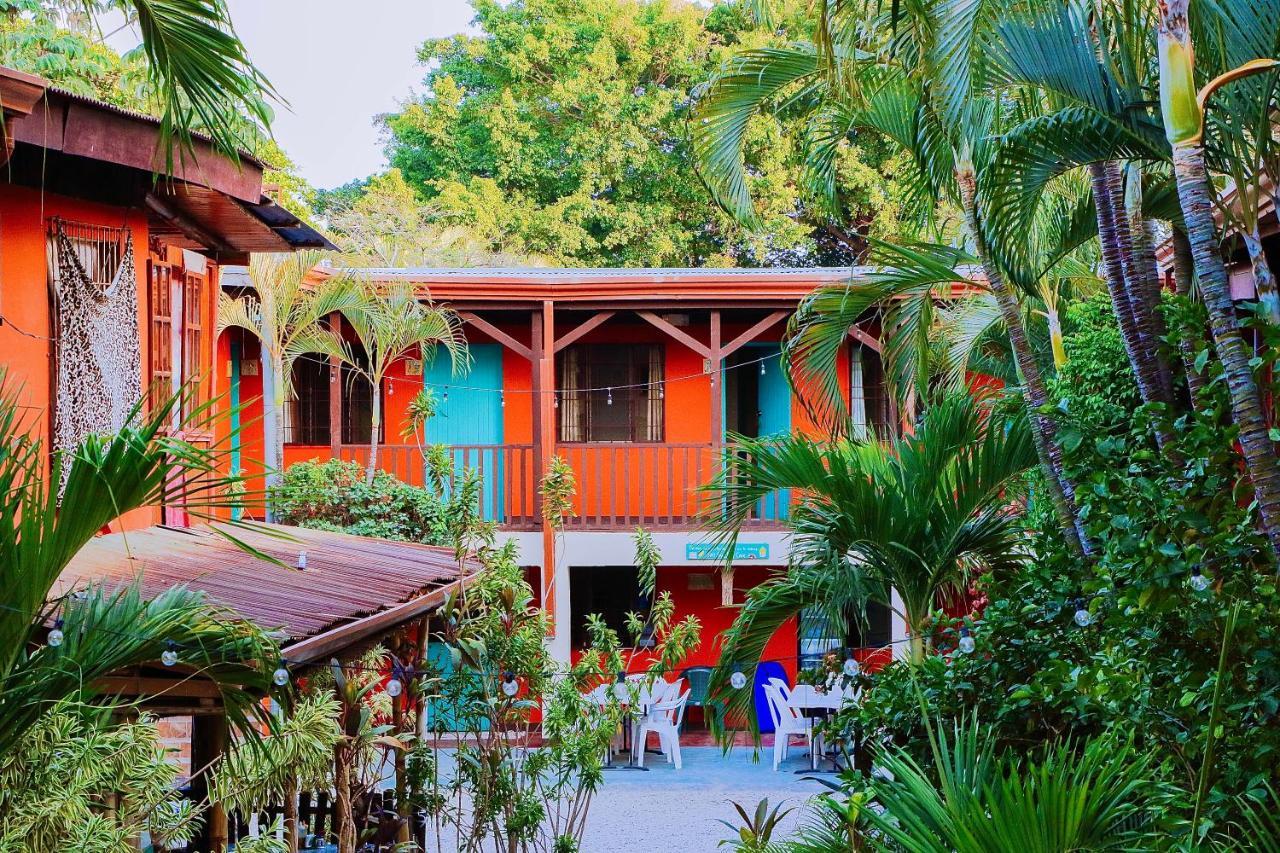 Blue Iguana Hotel Sámara Exterior foto
